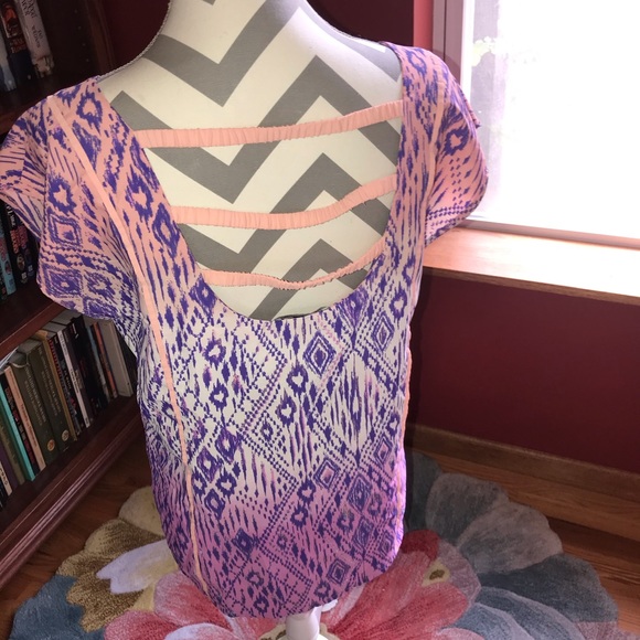 American Eagle Ombre Aztec Blouse Size Medium - Picture 6 of 7